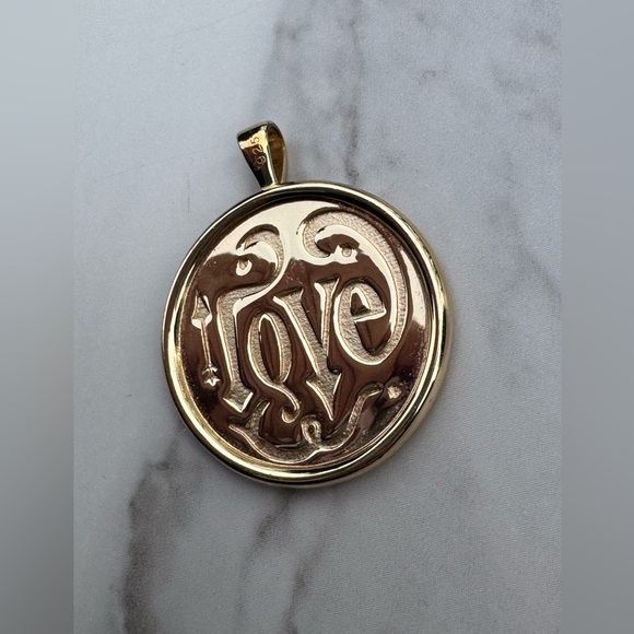 JANE WIN Love Hearts Find Me Pendant Engraved 14k GP Gold Charm - Picture 4 of 6